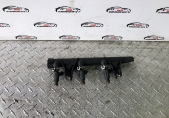 Rampa injectoare Peugeot 308 1.2 benzina cod: 9676020480