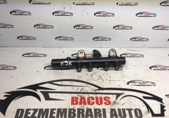 Rampa injectoare Renault Clio cod: 175215346r
