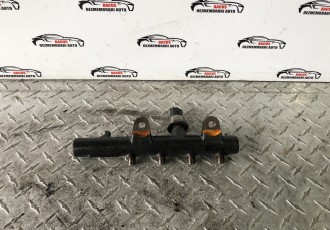   Rampa injectoare Renault Megane 3 Grandtour 1.5 dCi 110 cai cod motor K9KA636 an 2015 cod 175210651R