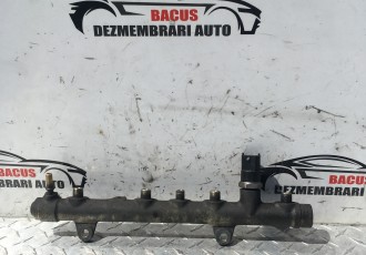 RAMPA INJECTOARE RENAULT TRAFIC 1.9 dCi AN 2001/2009 COD 8200330912 / 0445214065 / 0281002720