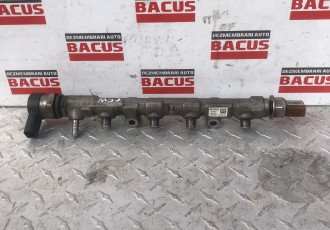 Rampa injectoare Skoda Fabia 2 1.2 TDI cod: 03p089