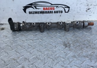 Rampa injectoare Skoda Fabia 2 1.2 TDI cod: 03p089