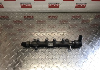 Rampa Injectoare Volkswagen Golf 7 / Audi A3 8V 2.0 TDI Cod : 04L089B