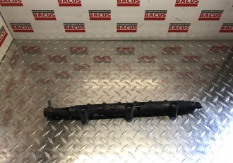 Rampa injectoare Volvo XC90 2.4 Diesel An 2007 Cod : 0445215015 / 30622085