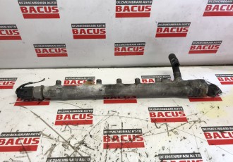 RAMPA INJECTOARE VW 03L125A