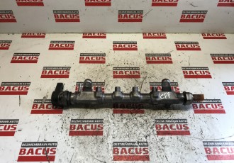 Rampa Injectoare VW Golf 6 / Passat B7 2012 2.0 TDI CFF Cod 03L130089J