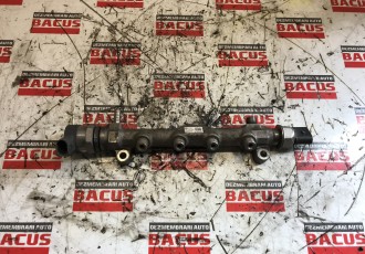 Rampa injectoare VW Golf 7 cod: 