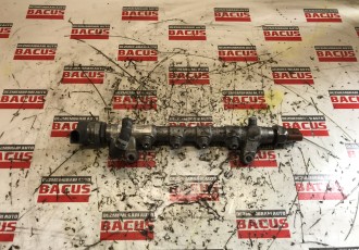 Rampa injectoare VW Passat B7 2.0 TDI cod 03L130089J