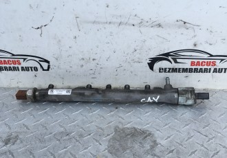 Rampa injectoare VW Touran 1.6 Tdi 2011 CAY Cod 03l130089b