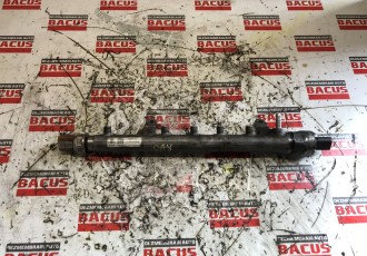 Rampa injectoare VW Touran 1.6 Tdi 2011 CAY Cod 03l130089b