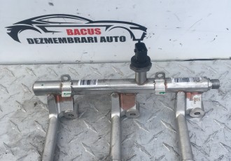 RAMPA INJECTOR VOLVO XC40 COD- 31405315