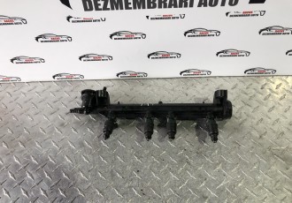 Rampa plus injectoare Volkswagen Golf 4 1.6 Benzina 2003, 06A133317A