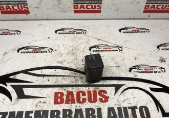 Releu bujii Audi A4 B7 038907281B