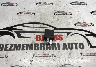 Releu curent alimentare Audi Q5 2012 4H0951253A
