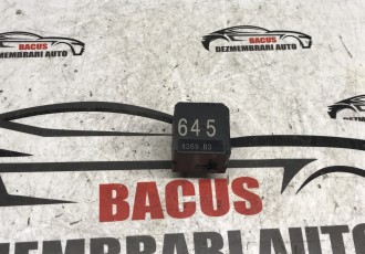 Releu multifunctional VW Passat B8 2017 cod 4H0951253A