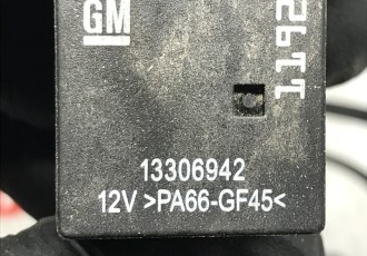 Releu Opel Astra J Cod:13306942 