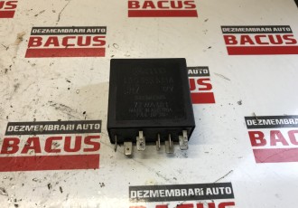 Releu Stergator Vw Golf 4 Cod: 4B0955531A