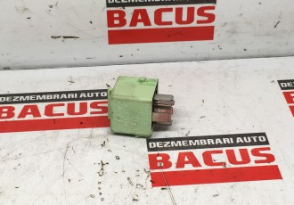 Releu verde BMW COD- 61368373700 ; 8373700