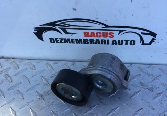 Rola intinzatoare  1.2 THP Peugeot Citroen cod 9841989080