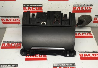 Scrumiera Bord Audi A4 B8 / A5 Cod: 8K0857951