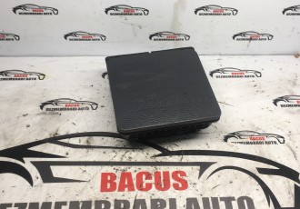 Scrumiera spate Volkswagen Golf 5 Cod :1K0862532F