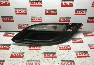 Semnalizare Din Bara Stanga Opel Astra J Facelift 2014 Cod 662588537
