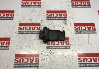 Senzor Debitmetru Aer BMW F10 / F11 / F30 / F20  Cod: 0281006092