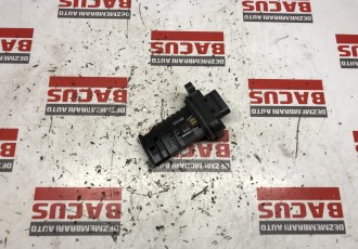 Senzor Debitmetru Aer BMW F10 / F11 / F30 / F20 Cod: 0281006092