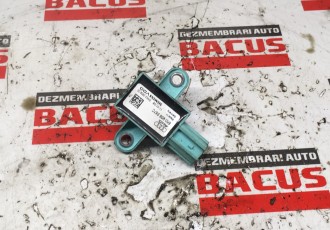 Senzor impact Audi A4 B8 cod: 8k0955557c