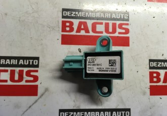 Senzor impact Audi A4 B8 cod: 8k0955557c