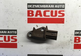 Senzor impact Audi A4 B8 cod: 8k0959651