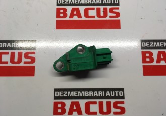 Senzor impact Audi A6 C6 cod: 1k0909606c