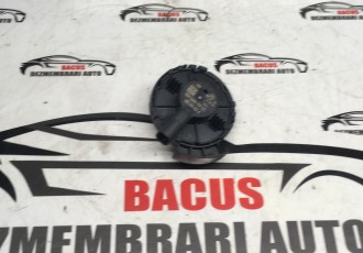 Senzor impact stanga fata audi a4 b9 8w COD 4m0955557a