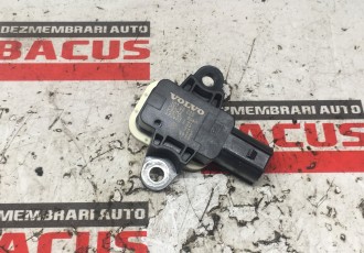 Senzor Impact Volvo S60 / V60 Cod 30798030