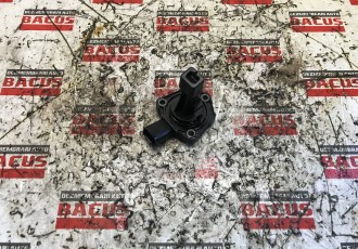 Senzor nivel ulei 03c907660g vw golf 6 1.6 tdi 2011