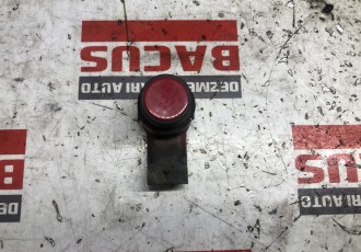 Senzor Parcare Bara Spate VW Jetta 4 Cod : 5C6919275A