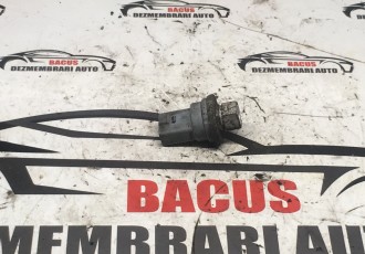 Senzor parcare BMW E60 688650 