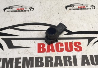 Senzor parcare BMW Seria 1 F20 cod- 0263013576