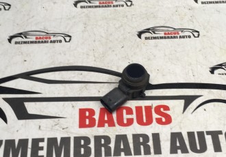 Senzor parcare BMW Seria 1 F20 cod- 0263013576