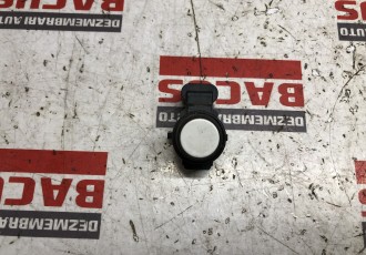 Senzor Parcare BMW Seria 1 F20 / F21 Cod : 9261607