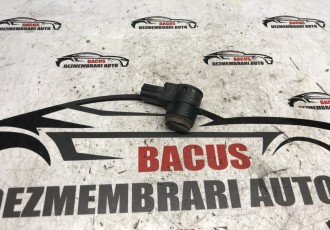Senzor Parcare Opel Zafira / Astra J / Insignia Cod : 13330722