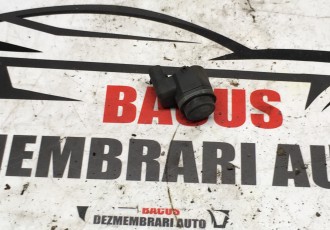 Senzor parcare PDC BMW E63, E64, X5 E70 X6 E71, E72 cod 9139868