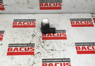 Senzor parcare spate ford kuga 1 3687755a