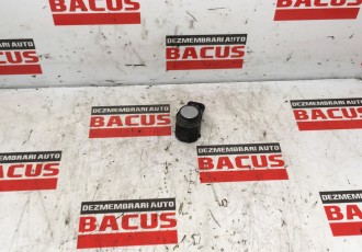 Senzor parcare Volkswagen Passat B7 cod: 4h0919275