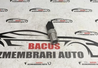 Senzor presiune ac VOLKSWAGEN GOLF 5 (1K1) [ 2003 - 2009 ] OEM 1K0959126E