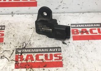 Senzor presiune admisie Peugeot cod: 0261230136