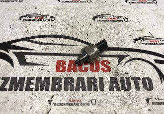 Senzor presiune ulei Ford Focus 4 [2018 - 2022] wagon 1.5 EcoBlue AT (120 hp)Cod: 9809052680