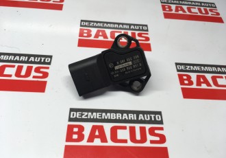 Senzor presiune VW Golf 5 cod: 038906051b