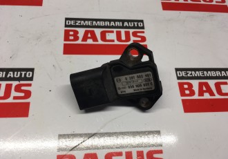 Senzor presiune VW Passat B7 cod: 038906051c