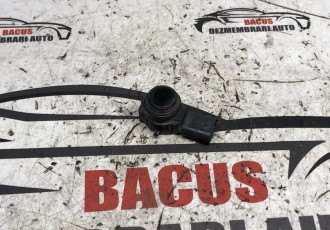 Senzor senzori parcare bmw seria 1 f20 f21 seria 2 f22 f23 f87 seria 3 f30 f31 f34 f80 cod 9261582 / 0263033266